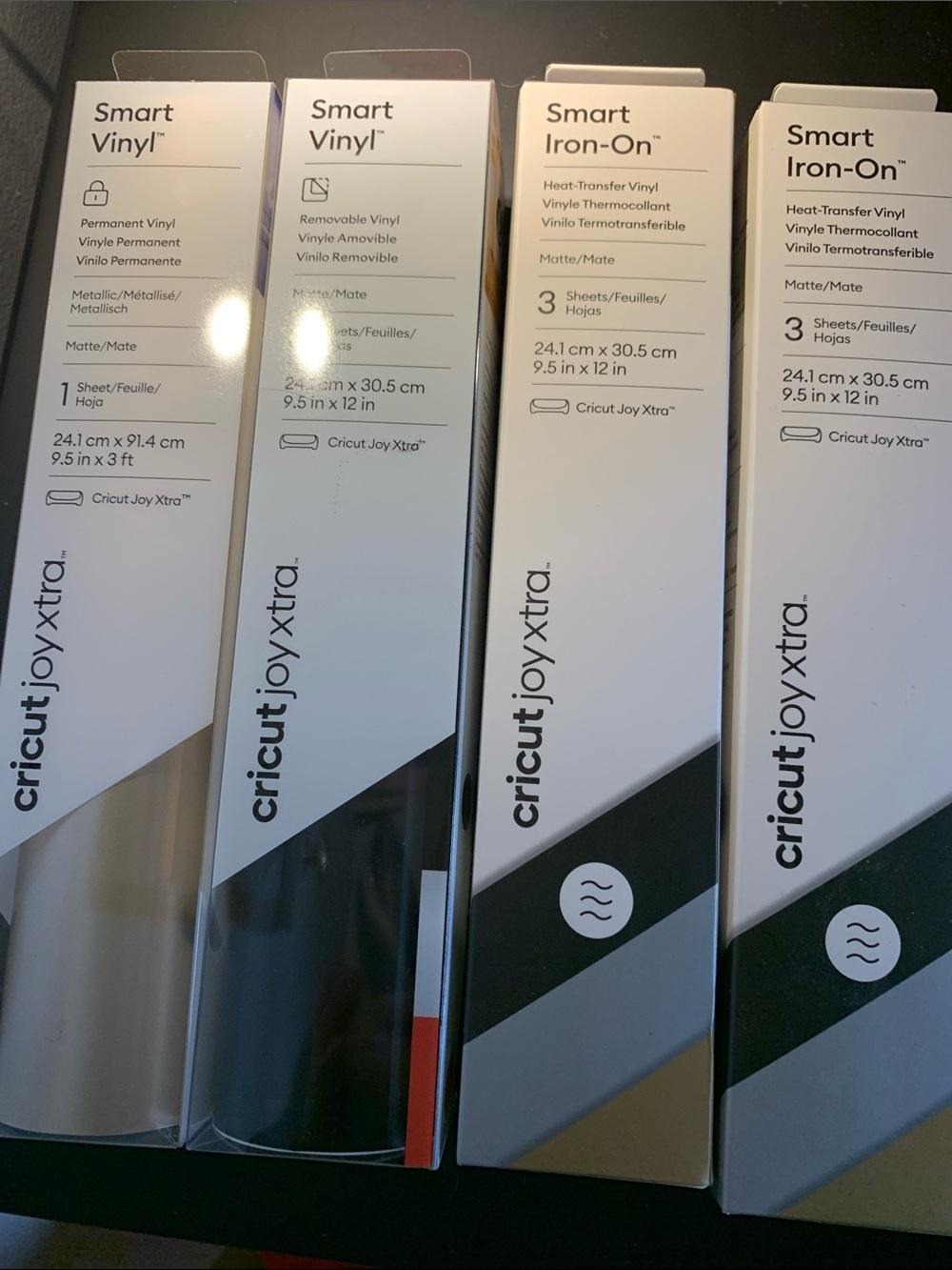 Cricut Joy Xtra Smart Vinyl & Iron-On Bundle in White and Black new
